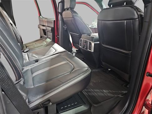 Used 2020 Ford F250 Platinum image 11