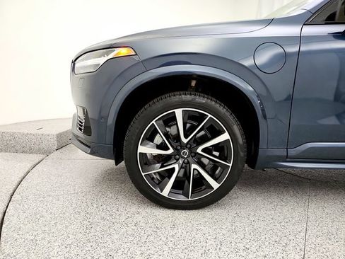 Used 2023 Volvo XC90 T8 Plus w/ Protection Package Premier AWD/4WD image 31