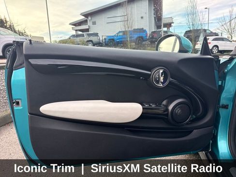 Used 2019 MINI Cooper S image 13