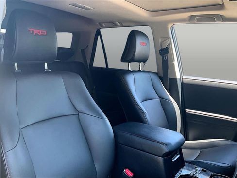 Certified 2022 Toyota 4Runner TRD Pro AWD/4WD image 8