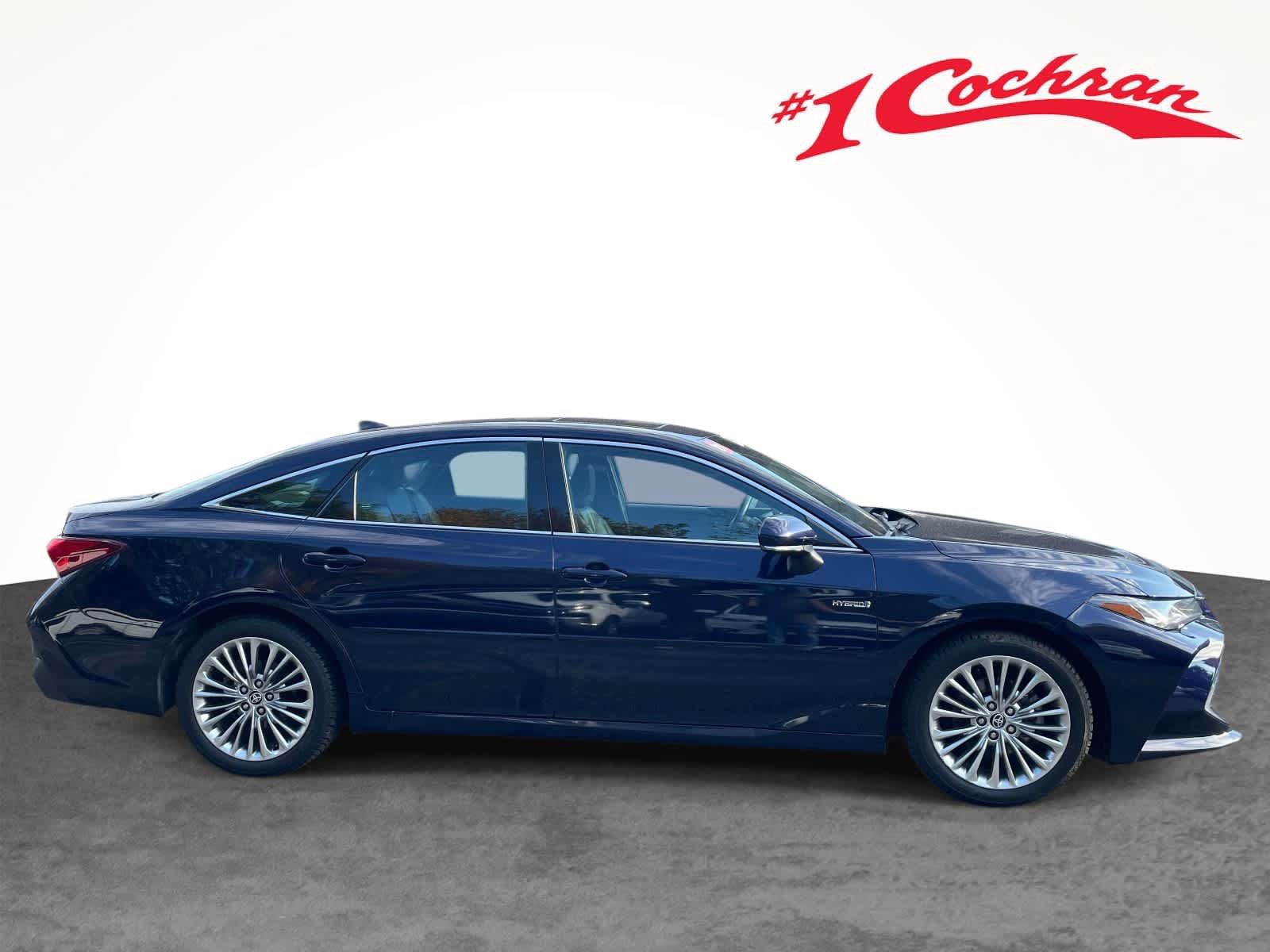 Used 2021 Toyota Avalon Limited FWD image 6