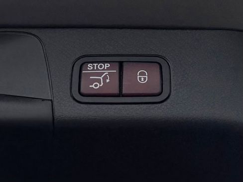 Certified 2026 Mercedes-Benz GLB 250 image 14