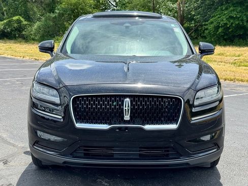 Used 2021 Lincoln Nautilus Reserve w/ Monochromatic Package AWD/4WD image 2