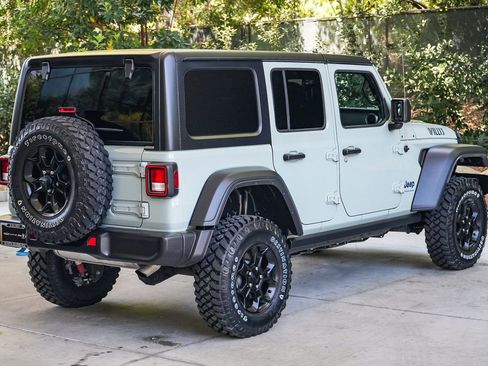 Used 2023 Jeep Wrangler Unlimited w/ Cold Weather Group AWD/4WD image 6
