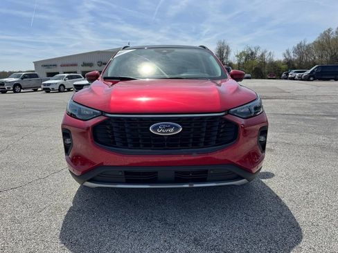 Used 2024 Ford Escape Platinum w/ Premium Technology Package image 11