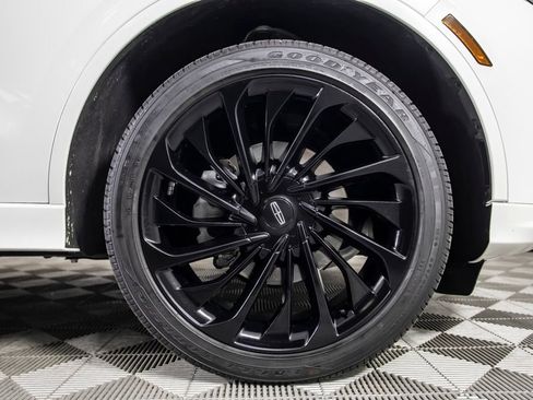 Used 2026 Lincoln Aviator Reserve AWD/4WD image 43