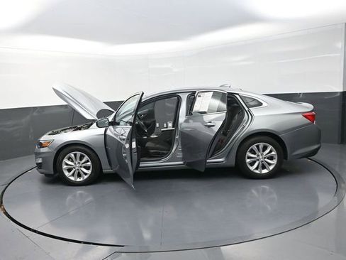 Used 2024 Chevrolet Malibu LT image 32