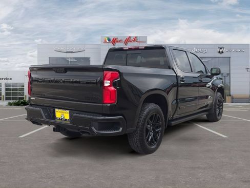 Used 2026 Chevrolet Silverado 1500 High Country w/ Midnight Edition AWD/4WD image 5