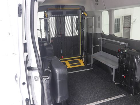 Used 2025 Ford Transit 350 XL RWD image 16