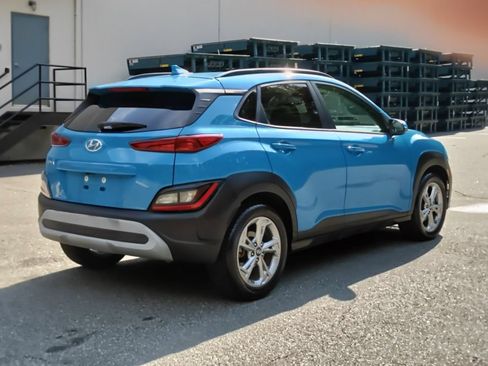 Used 2022 Hyundai Kona SEL w/ Cargo Package FWD image 4