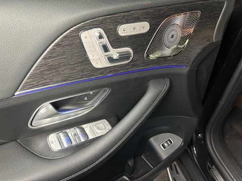 New 2026 Mercedes-Benz GLS 580 4MATIC image 22