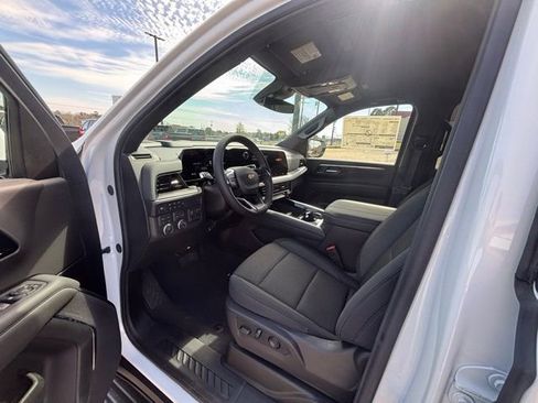 New 2026 Chevrolet Suburban LS w/ Max Trailering Package AWD/4WD image 11