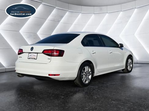 Used 2017 Volkswagen Jetta S image 5