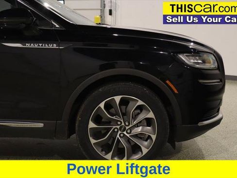 Used 2023 Lincoln Nautilus Reserve AWD/4WD image 10
