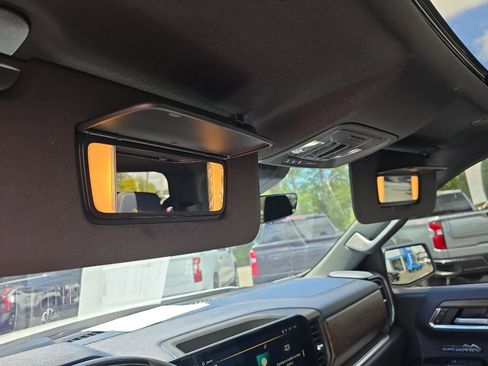 Certified 2024 Chevrolet Silverado 1500 High Country image 15