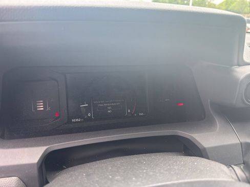 Used 2025 Toyota Tacoma SR RWD image 9