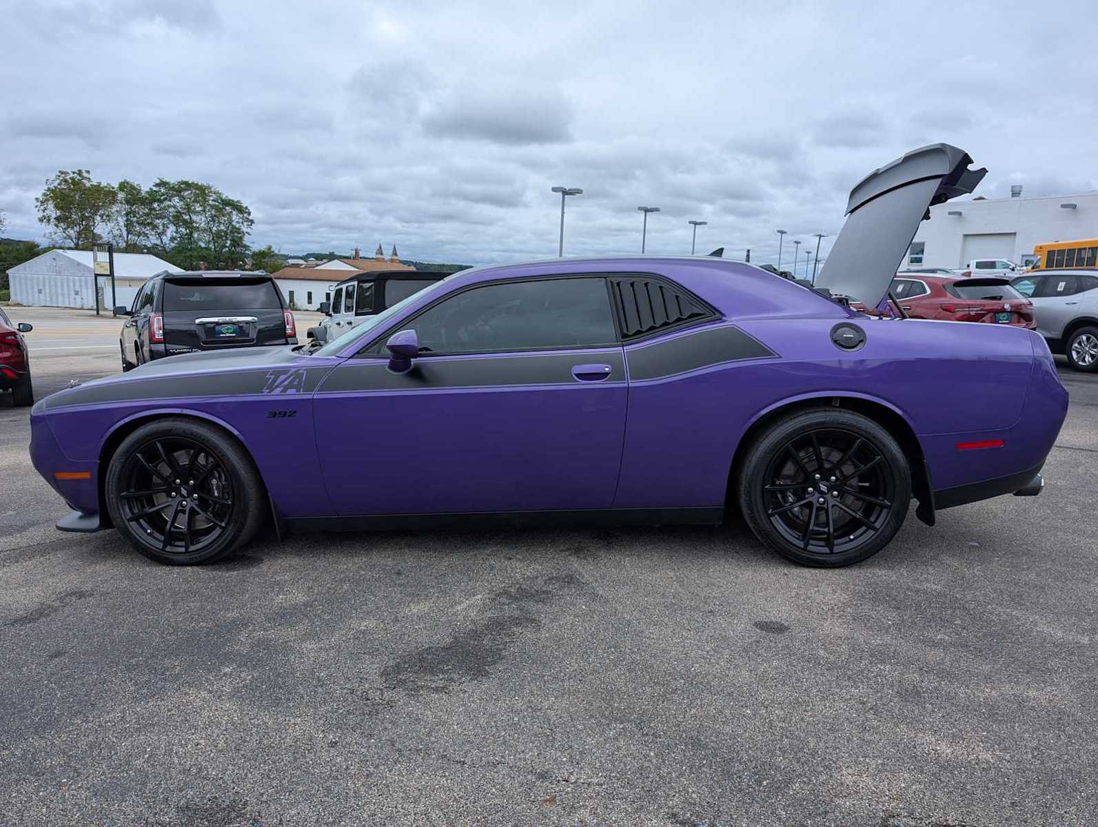 Used 2018 Dodge Challenger T/A RWD image 13