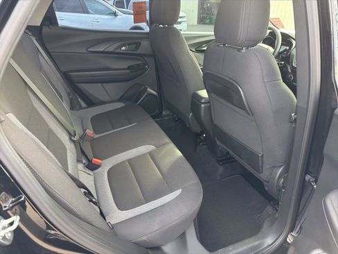 Used 2021 Chevrolet TrailBlazer LS image 19
