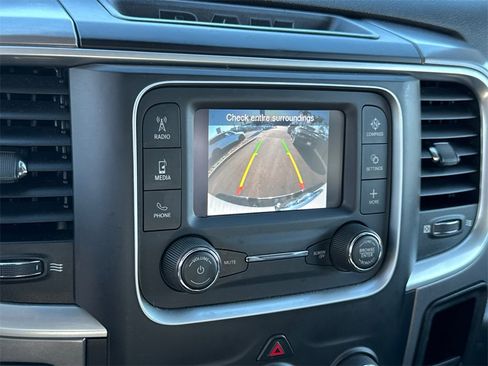 Used 2024 RAM 1500 Classic SLT image 27