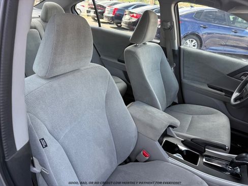 Used 2013 Honda Accord LX image 19