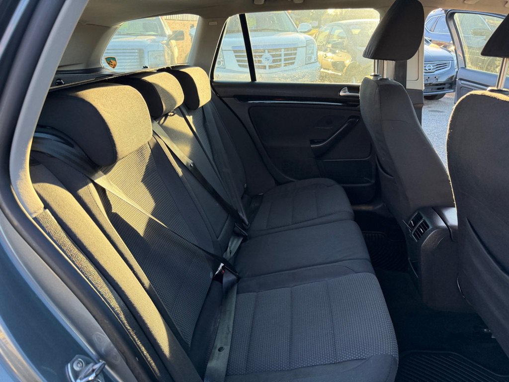 Used 2010 Volkswagen Jetta S FWD image 20