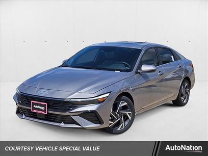 New 2025 Hyundai Elantra Limited