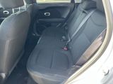 Used 2016 Kia Soul + image 6