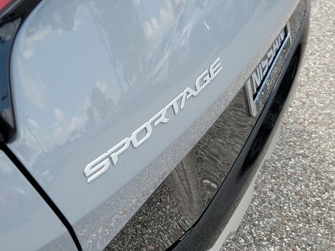 Used 2024 Kia Sportage SX FWD image 6
