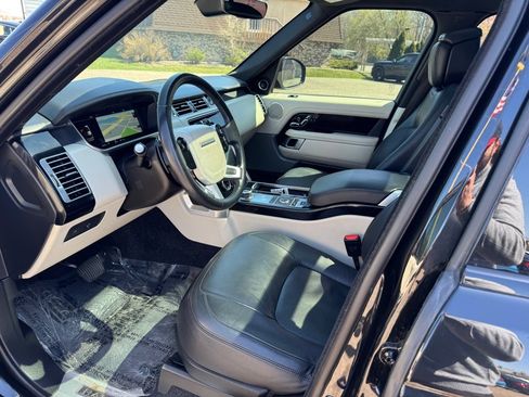 Used 2018 Land Rover Range Rover Supercharged image 22