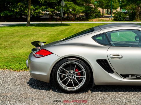Used 2012 Porsche Cayman R image 9