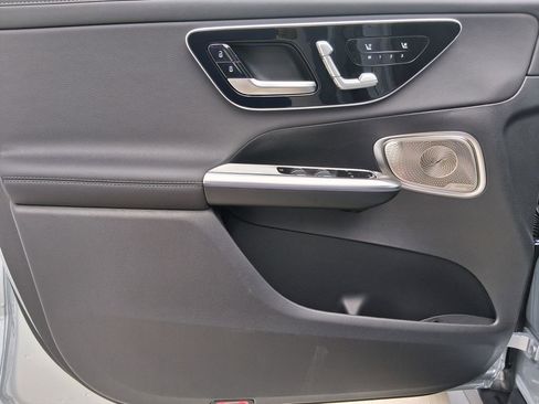 New 2026 Mercedes-Benz GLC 300 image 19