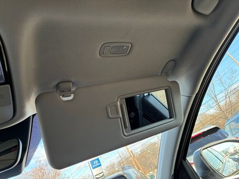 Used 2024 Hyundai Tucson Limited image 44