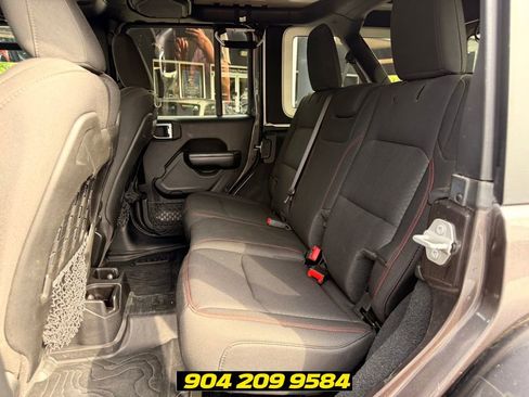 Used 2020 Jeep Wrangler Unlimited Rubicon AWD/4WD image 29