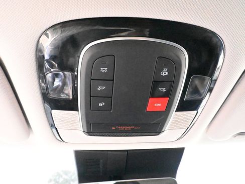 Used 2025 Hyundai Palisade SEL FWD image 20