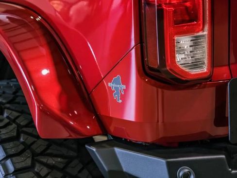 Used 2025 Ford Bronco Heritage Edition image 47