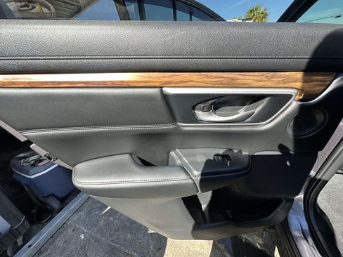 Used 2020 Honda CR-V EX-L image 29