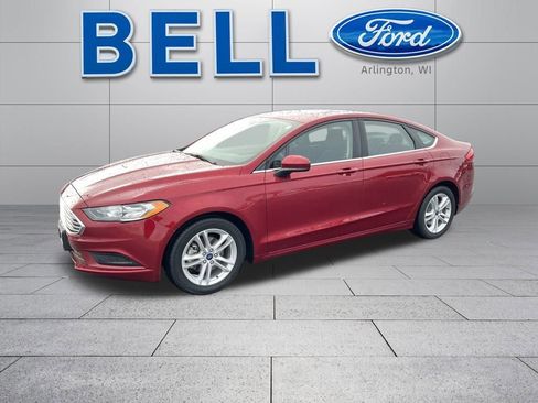 Used 2018 Ford Fusion SE image 9