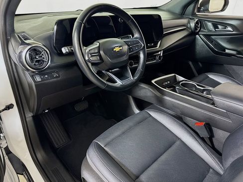 Certified 2025 Chevrolet Equinox LT w/ Convenience Package II FWD image 7