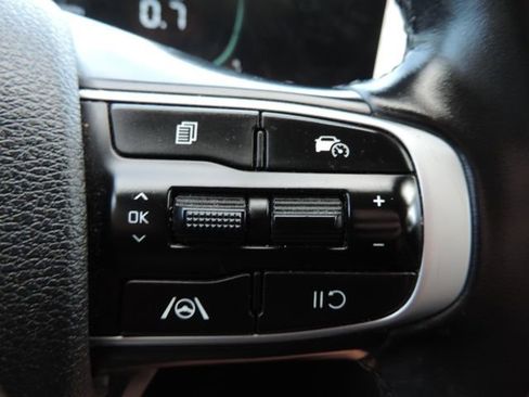 Used 2023 Kia Sportage EX image 30