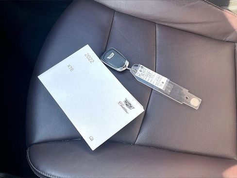 Used 2022 Cadillac XT6 Premium Luxury w/ Technology Package image 36