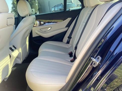 Used 2019 Mercedes-Benz E 300 image 12
