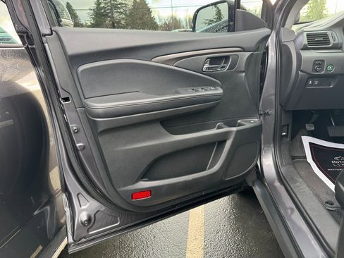 Used 2019 Honda Ridgeline RTL-T image 28