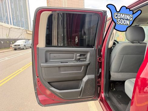 Used 2018 RAM 1500 Express w/ Express Value Package RWD image 10