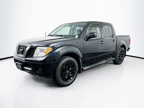 Used 2020 Nissan Frontier SV w/ Midnight Edition Floor Mats AWD/4WD image 3