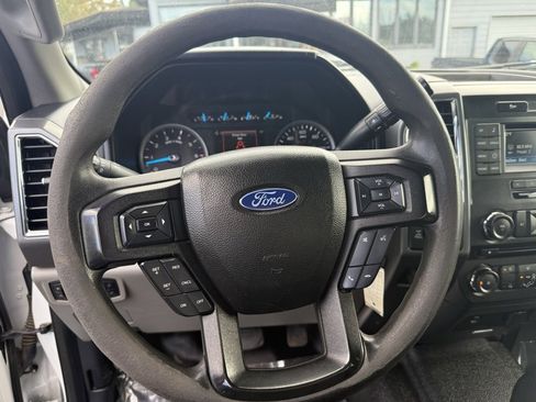 Used 2017 Ford F350 XLT w/ Camper Package image 20