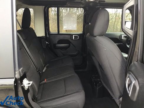 Used 2021 Jeep Wrangler Unlimited Sport image 15