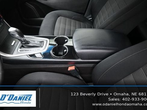 Used 2017 Ford Edge SEL AWD/4WD image 33