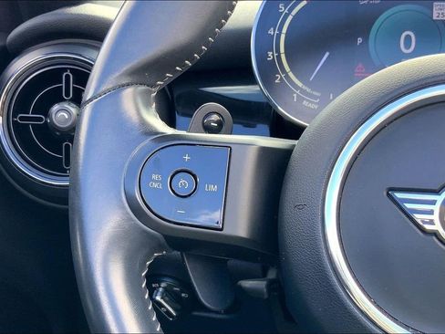 Certified 2023 MINI Cooper S w/ Signature Upholstery Package image 19