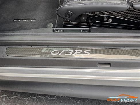 Used 2019 Porsche 911 GT3 RS w/ Weissach Package RWD image 27