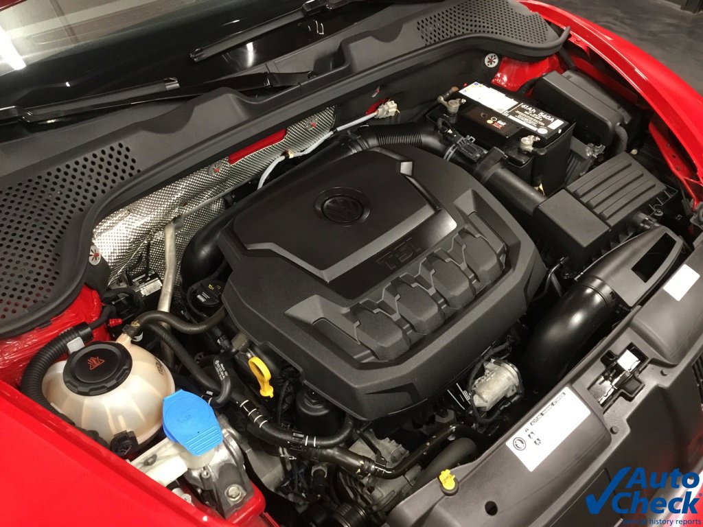 Used 2018 Volkswagen Beetle 2.0T Coast FWD image 41